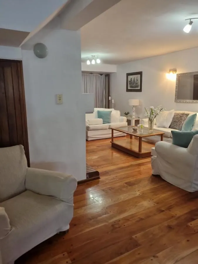 Quarto em Acomodações Particulares Francisca Apartamento Mendoza